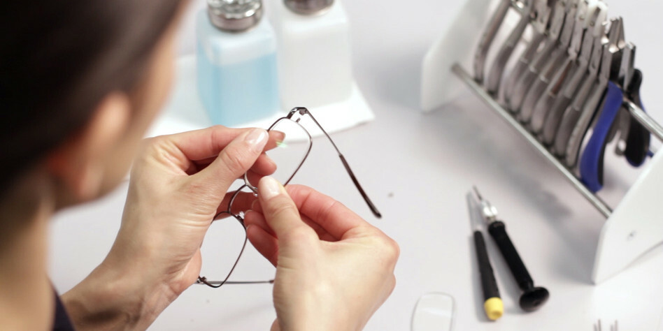 Optiek de groeve herent service na aankoop herstellingen bril brillen hoorapparaat opticien